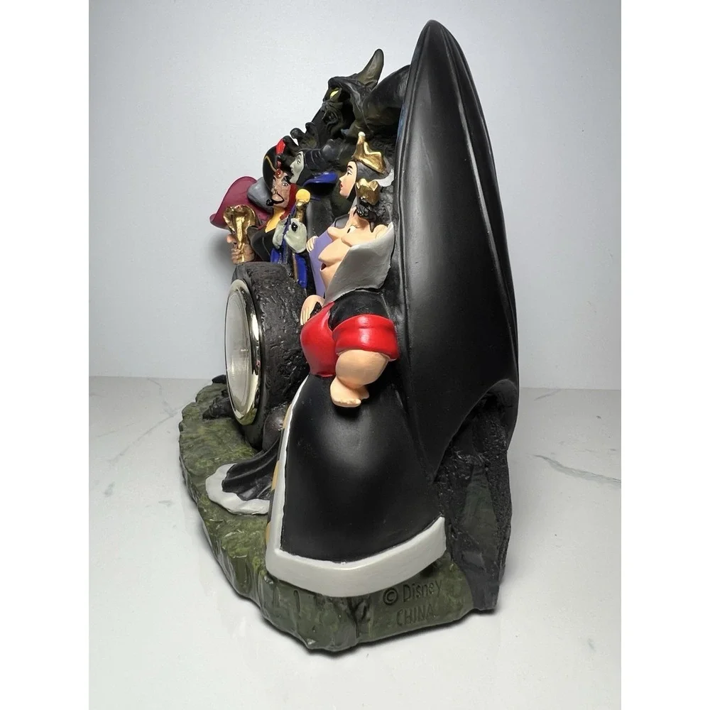 Disney Villains Mantle Desk Clock Hook Maleficent Evil Queen Chernabog Jafar